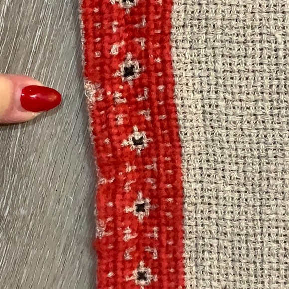 Traditional Ukrainian “veshechya” hand embroidered table linen made in Ukraine. - Picture 7 of 7